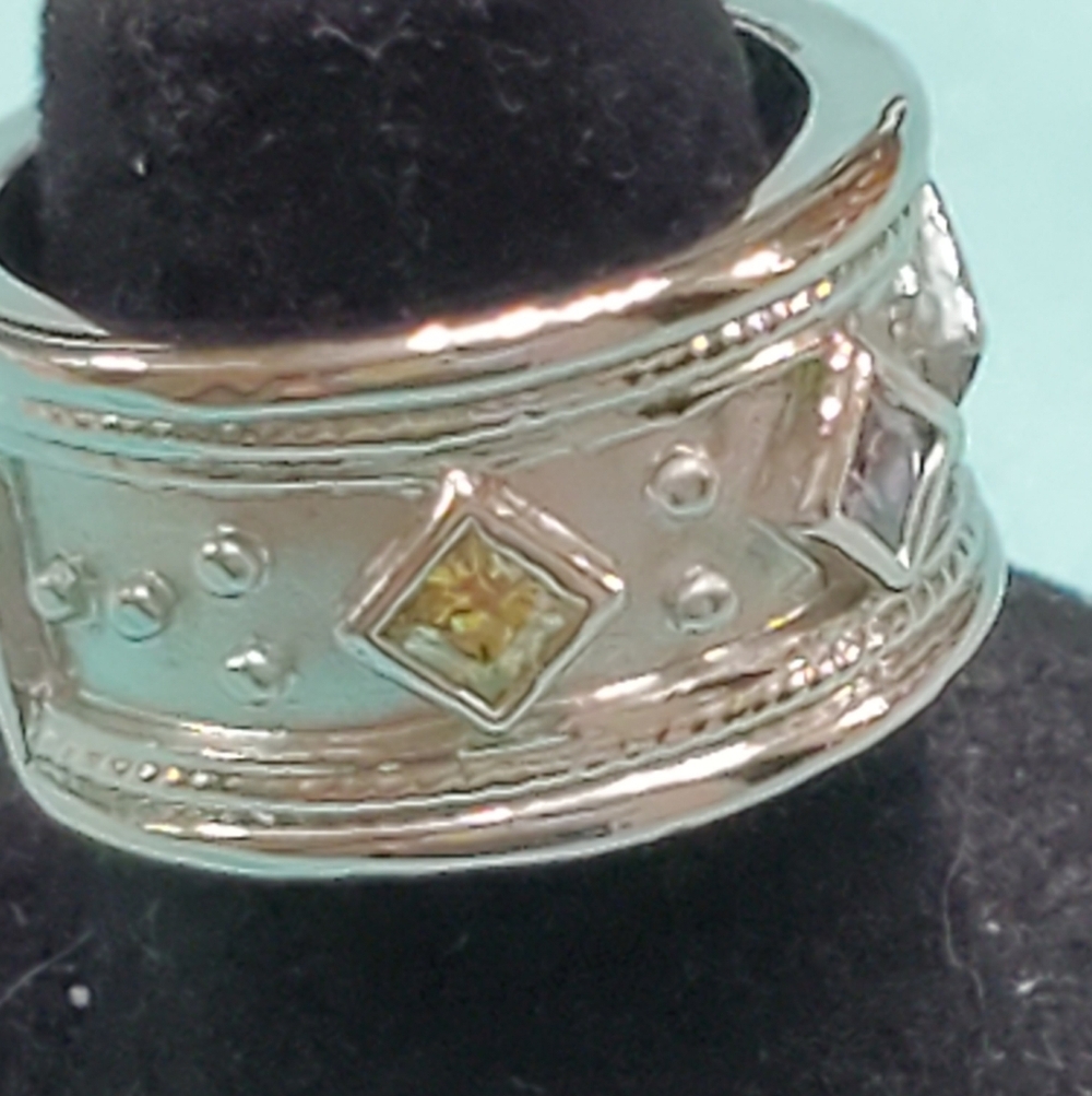 Silver Gemstone Ring - image 3